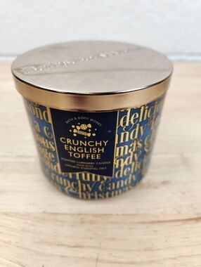 Bath & Body Works Candle Crunchy English Toffee 3 Wick 14.5 Oz